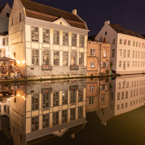 Nikon Z6II; 3.0s; f/4.5; ISO 100; 24mm februari 2025, avondfotografie Gent.. © 2025 Kees Hennen; www.hennen.nu | kees@hennen.nu